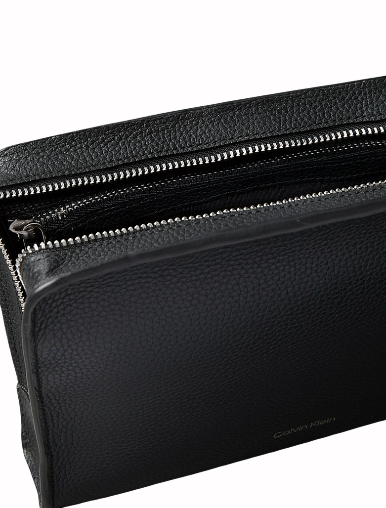 BorsaUomo-CalvinKlein-Teoremamoda.shop..