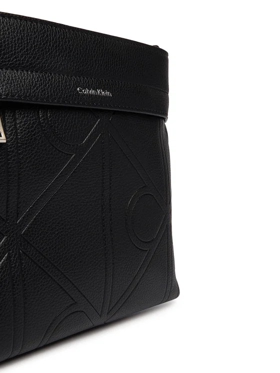 TracollaUomo-CalvinKlein-Teoremamoda.shop..