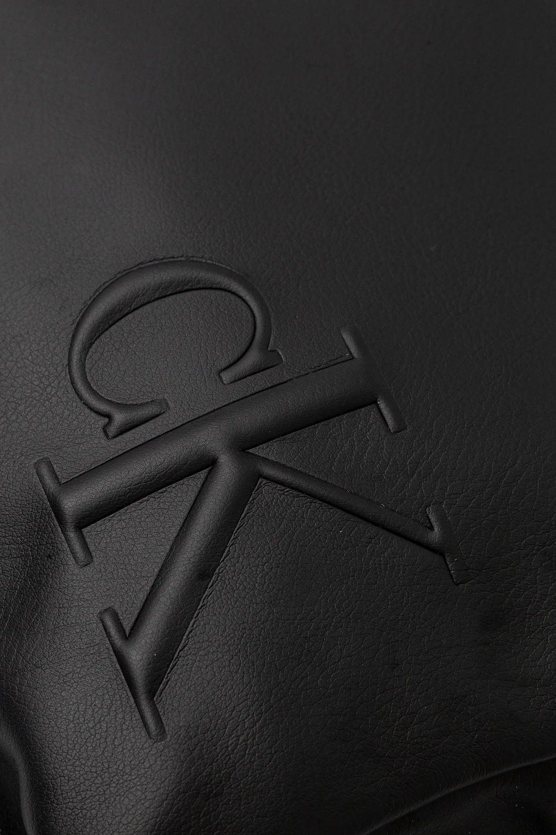 ZainoUomo-CalvinKlein-Teoremamoda.shop-.